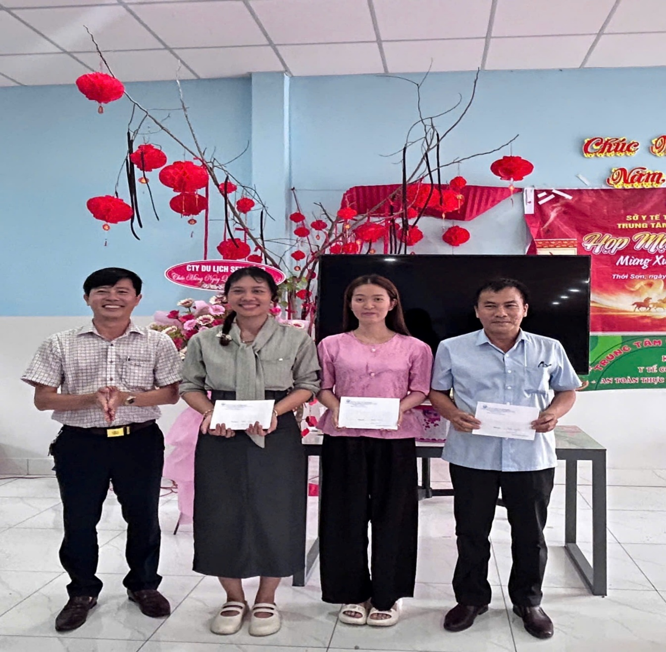 Công đoàn cơ sở Trung tâm Y tế Tịnh Biên tổ chức sinh nhật cho công đoàn viên quý II năm 2026